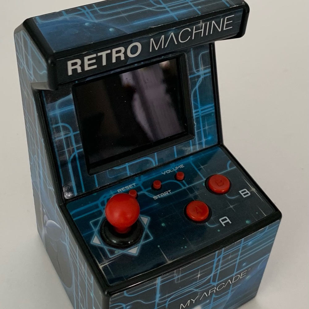 Retro‎ Machine
